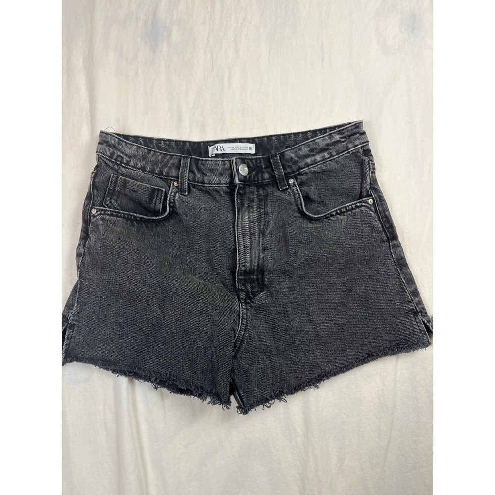 Zara High Waisted Black Denim Shorts Raw Hem Size 8‎ Frayed Washed Gray